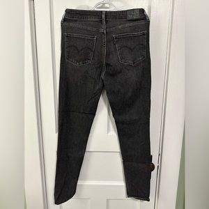 Levi’s women’s skinny jeans